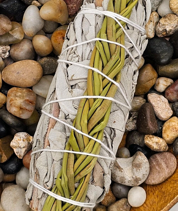Sage & Lemongrass Sage Bundle
